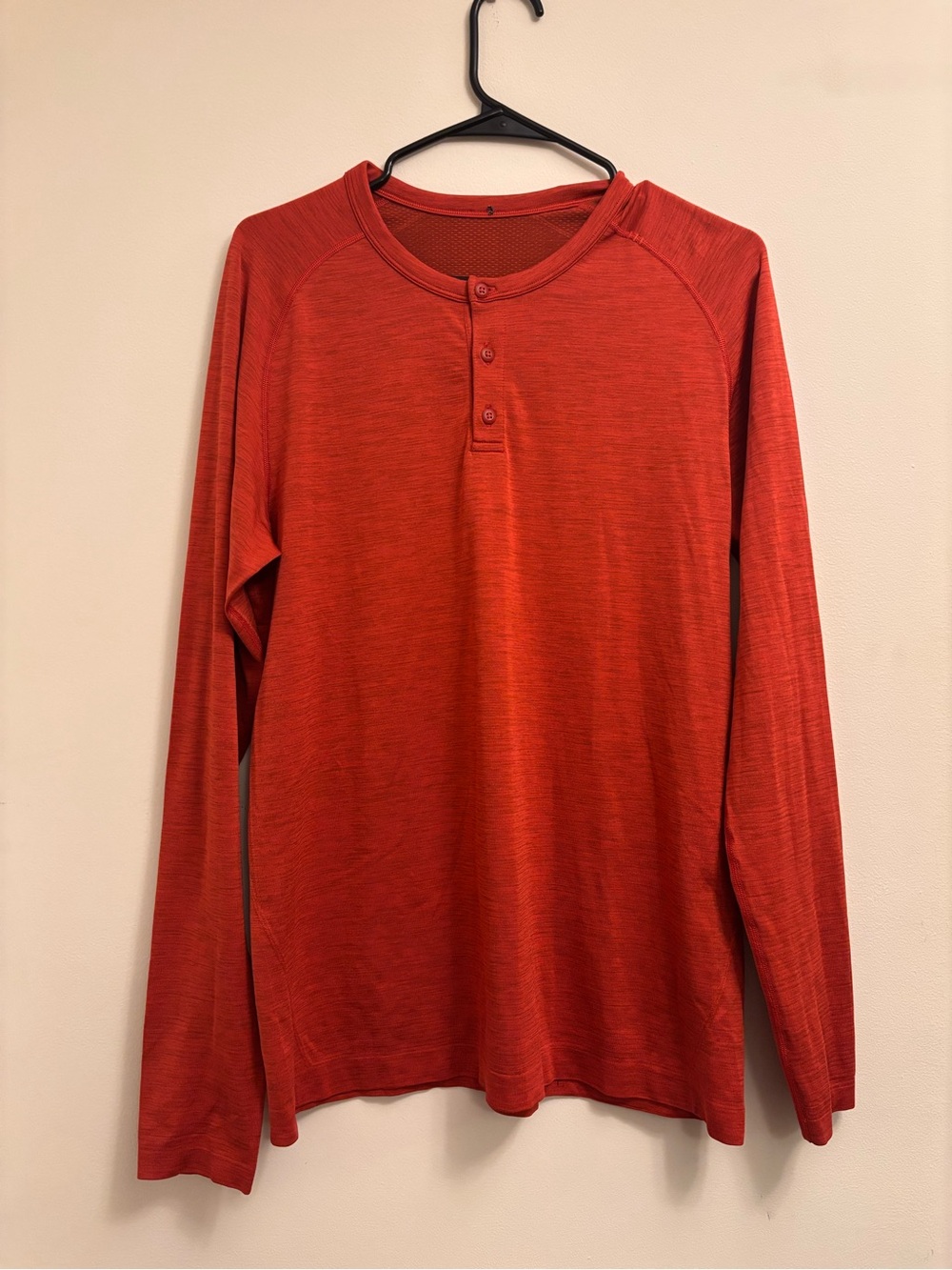 Lululemon Mens Long-Sleeve Henley Shirt Flames/Magma color- Medium